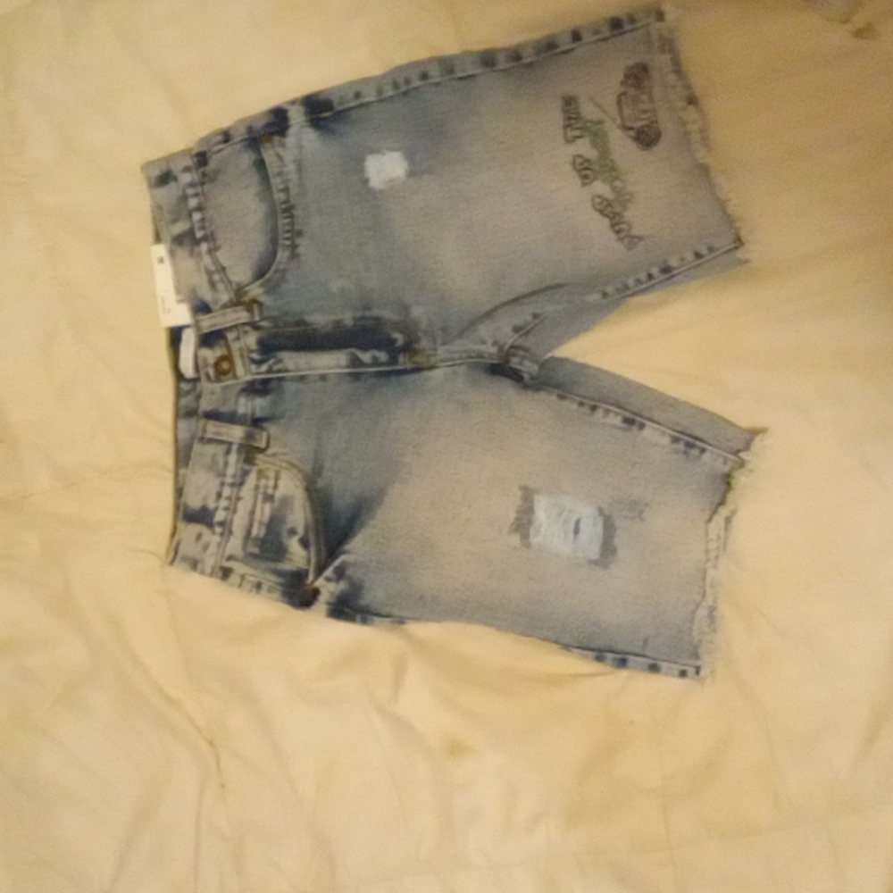 Unisex jean shorts